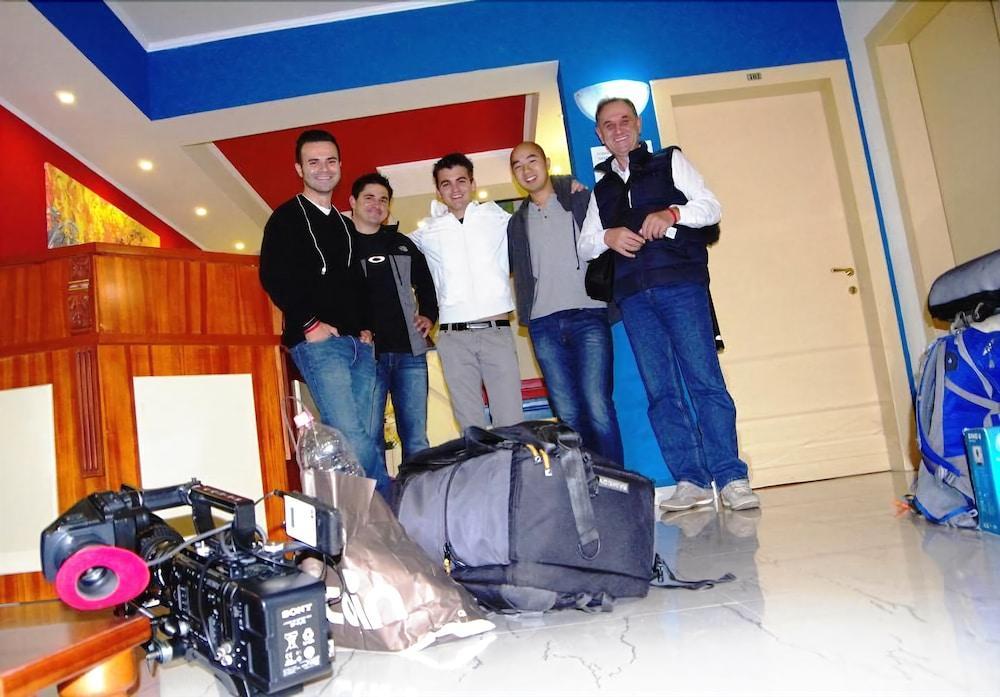 Hotel Millenium Tirana Kültér fotó