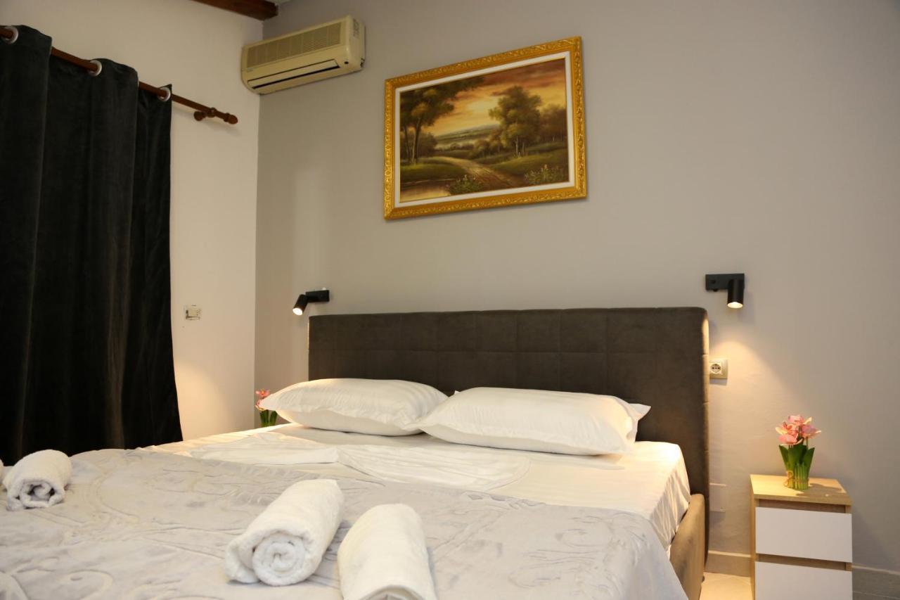 Hotel Millenium Tirana Kültér fotó